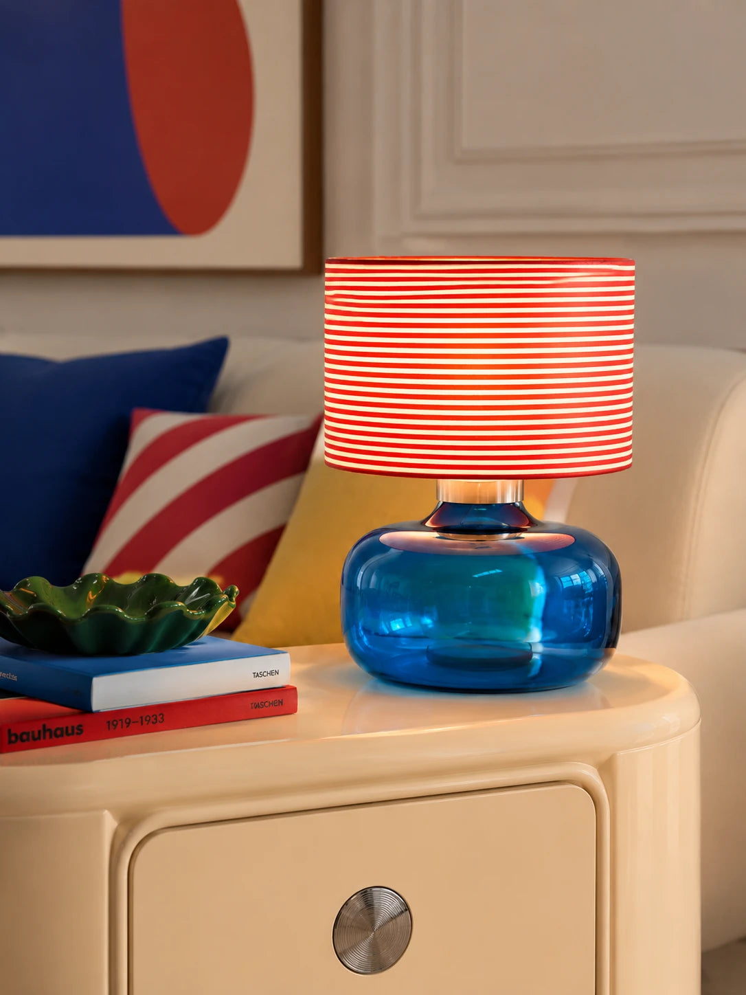 Mokamoka Medieval Stained Glass Table Lamp — Bauhaus-Inspired Accent Lighting