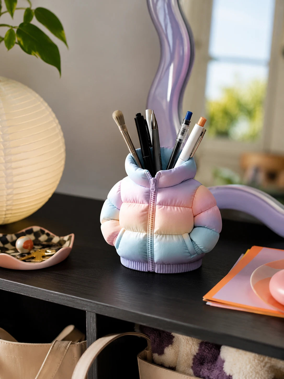 Puffer Jacket Pastel Pen Holder