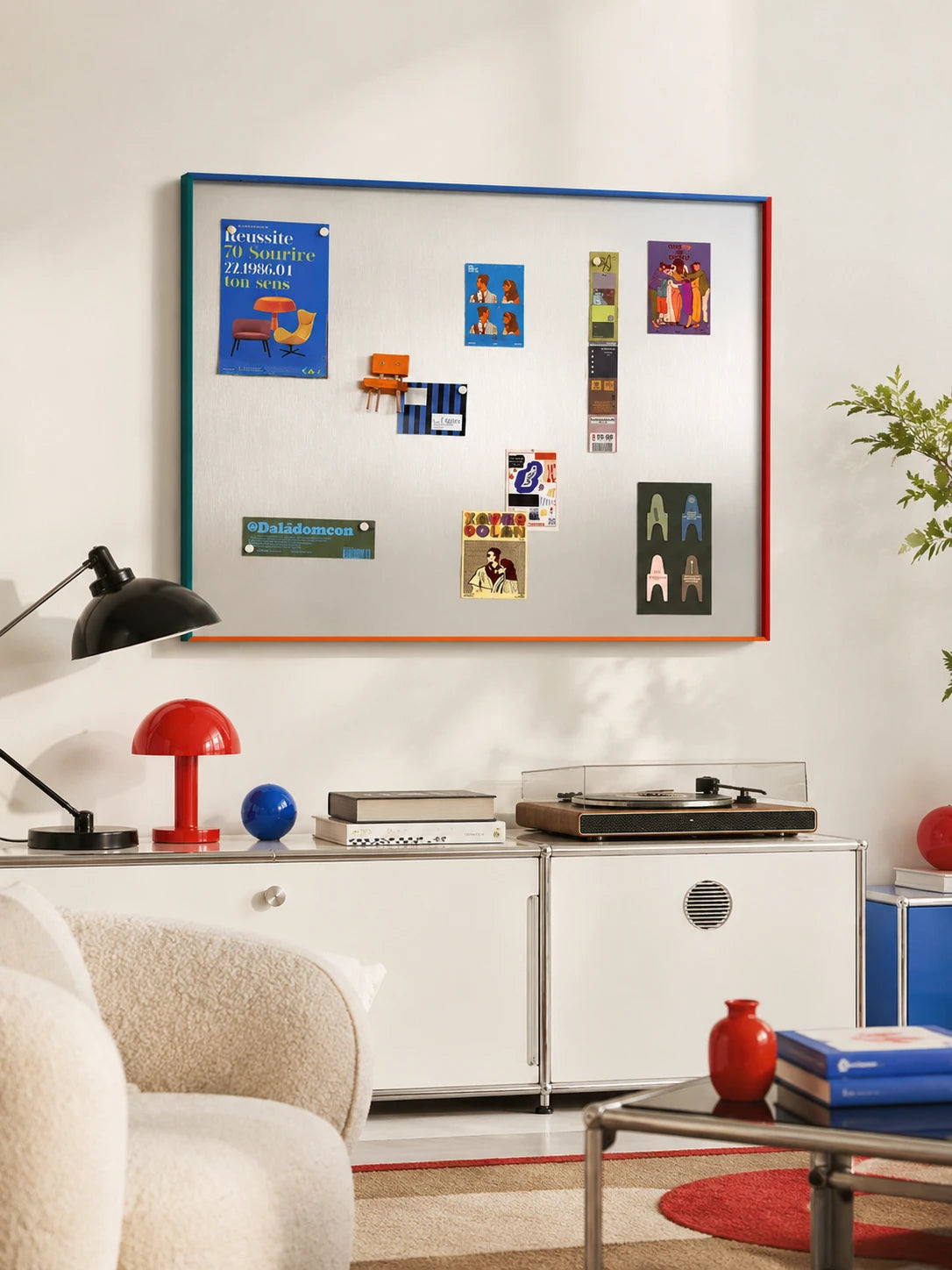 Color Frame Magnetic Photo Board