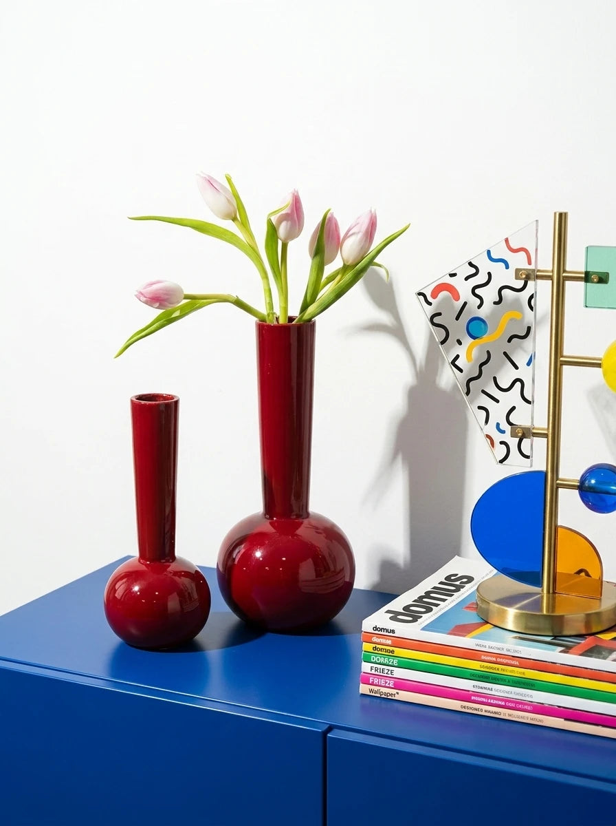Sculptural Hydroponic Stem Vase — Minimalist Glass Decor