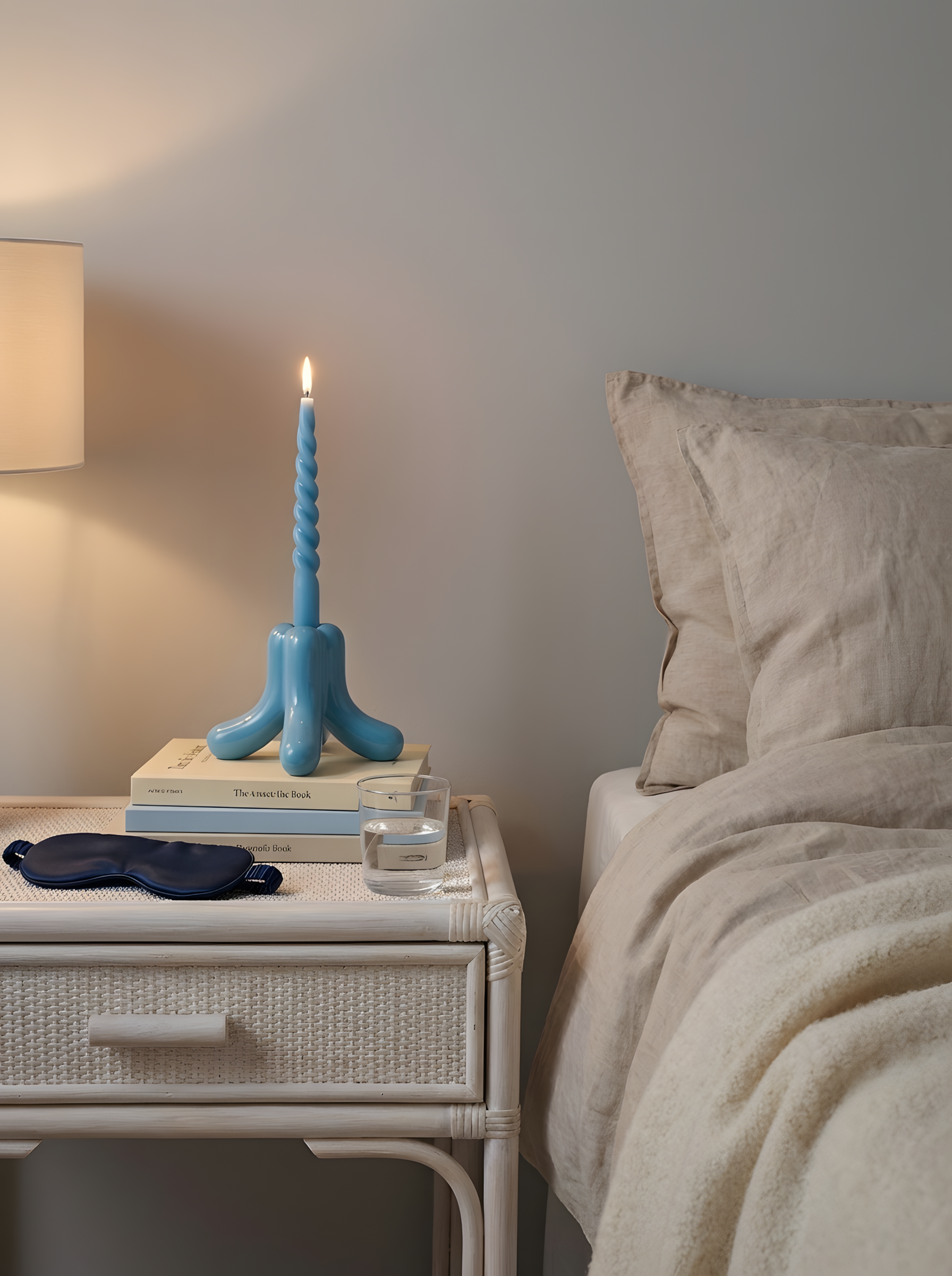 Sculptural Ceramic Candle Holder – Playful Modern Decor
