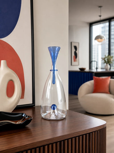 Transparent Glass Wine Decanter: Minimalist Barware Aesthetic