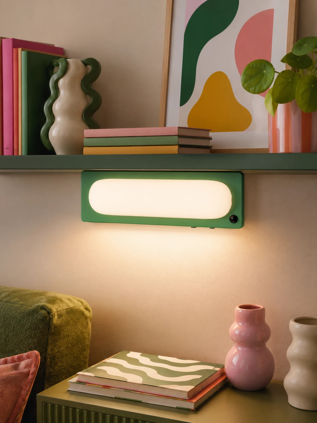 Motion-Sensor Cordless Bar Light