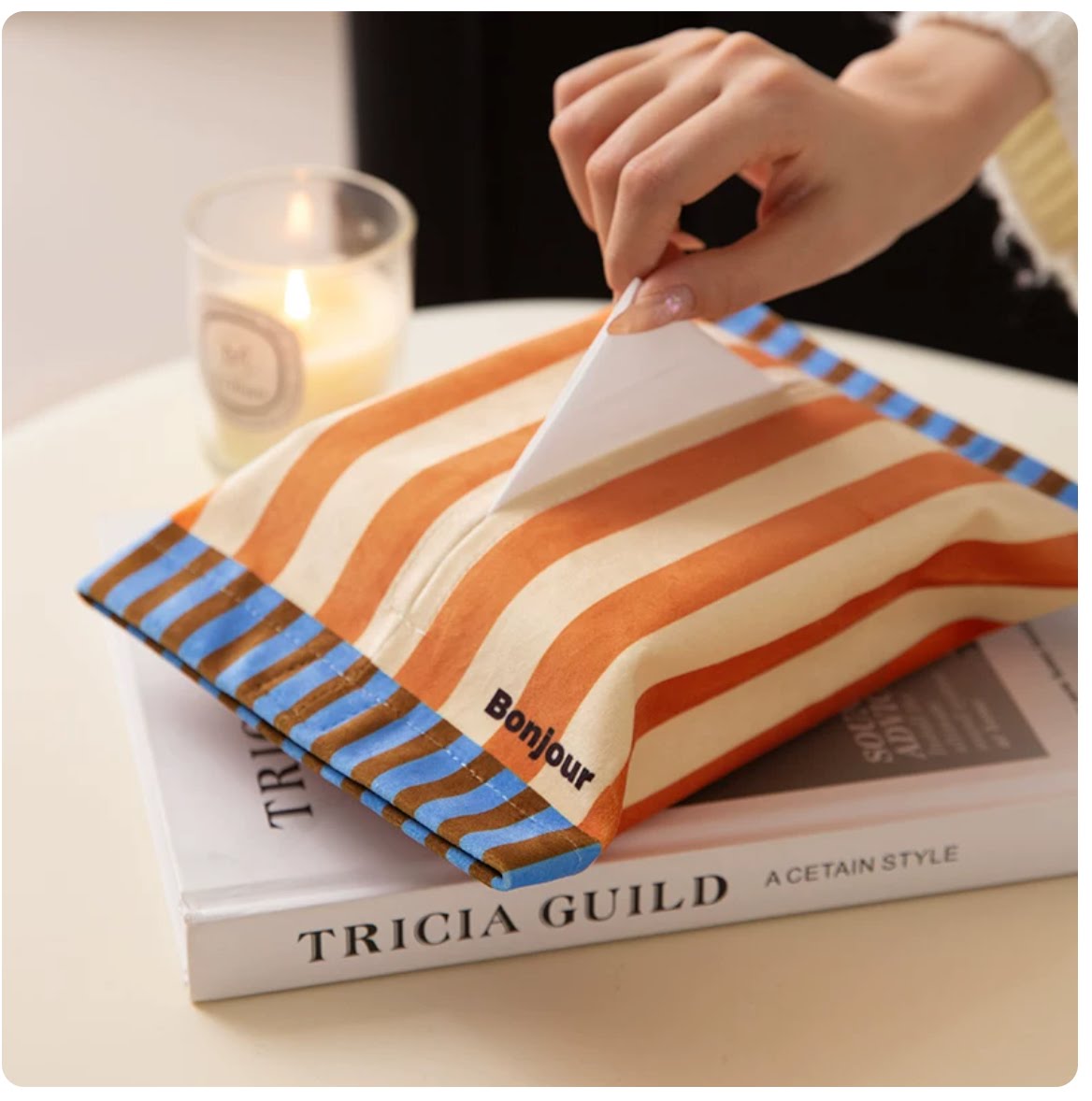 Memphis Vintage-Style Tissue Holder – Retro Geometric Tissue Box